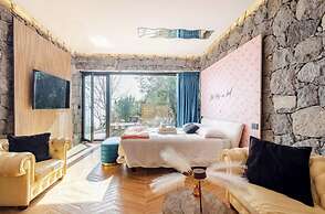 Dolce Lava - Natural Luxury Experience