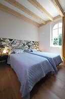 Nine Rooms Shared
