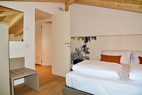 Nine Rooms Shared