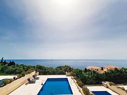 Connected Villas with Sea View