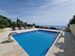 Connected Villas with Sea View
