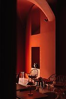 Palacio De Godoy Caceres, Curio Collection By Hilton