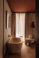 Palacio De Godoy Caceres, Curio Collection By Hilton