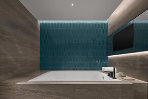 DoubleTree By Hilton Zhengzhou East