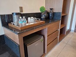 Hotel Zuma Colony