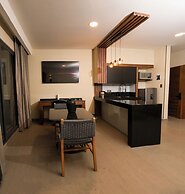 Hotel Zuma Colony