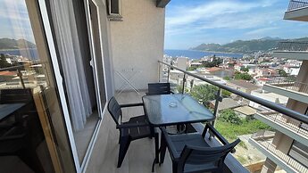 Elma Hotel