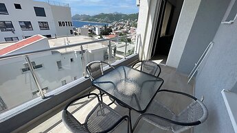 Elma Hotel