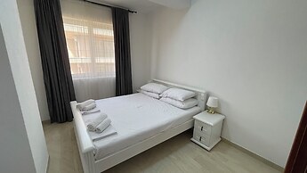 Elma Hotel