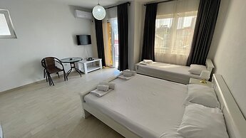 Elma Hotel