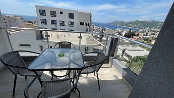 Elma Hotel