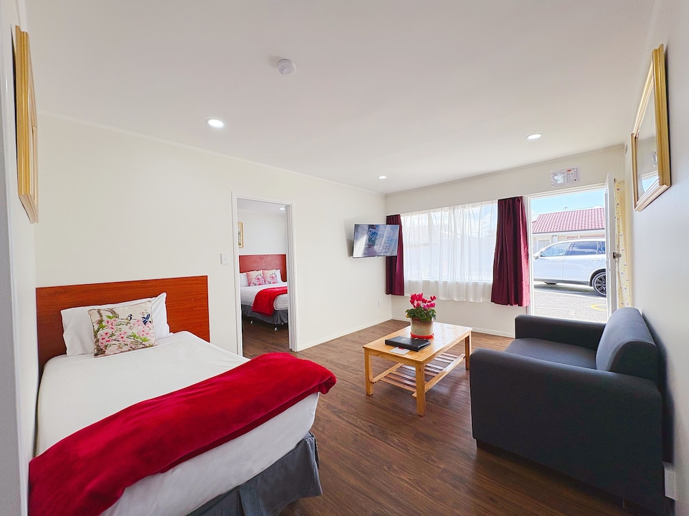 136 St George Motel