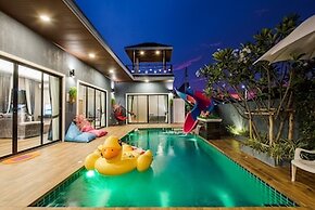 Orange Private Pool Villa, Near Cham Am Beach