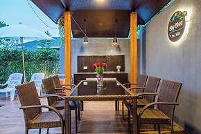 Orange Private Pool Villa, Near Cham Am Beach