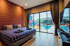 Orange Private Pool Villa, Near Cham Am Beach