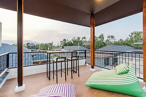 Orange Private Pool Villa, Near Cham Am Beach