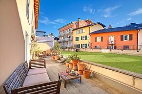 O Lac Ascona With Garden