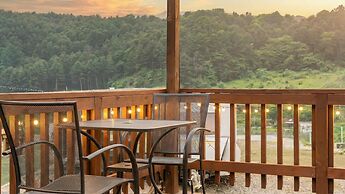 Gapyeong Captain Caravan Glamping