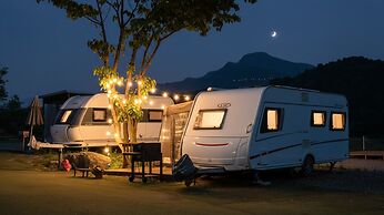 Gapyeong Captain Caravan Glamping