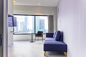 QUEENSLAND HOTEL BANGKOK