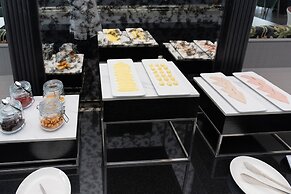 QUEENSLAND HOTEL BANGKOK