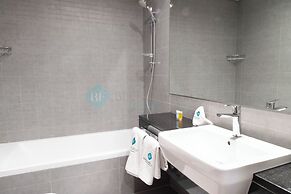 Bloomfields Grandeur 2BR Suite AlReem