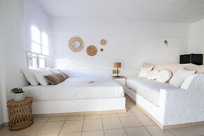 Hesperia Apartments