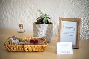 Hesperia Apartments