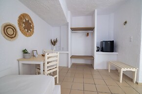 Hesperia Apartments
