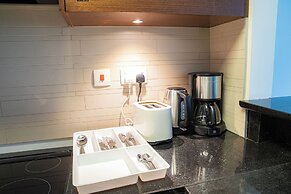Bloomfields Fantastic 1BR in Gate Tower