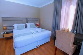 The Mansion Hotel