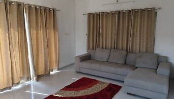 Divyaras Resort