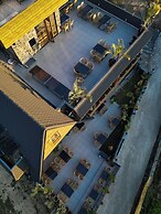 Hill Sides Inn