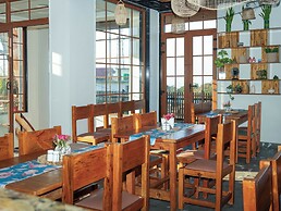 Hill Sides Inn
