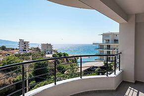 Cuni Luxury Hotel