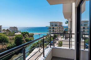 Cuni Luxury Hotel