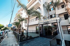 Cuni Luxury Hotel