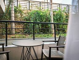 Cuni Luxury Hotel