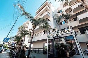 Cuni Luxury Hotel