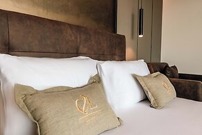 Cuni Luxury Hotel