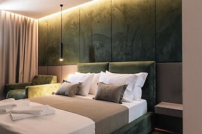 Cuni Luxury Hotel