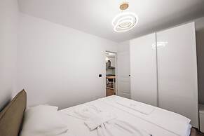 Cuni Luxury Hotel