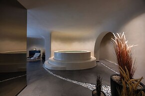 Enarma Suites & Spa Wellness Retreat