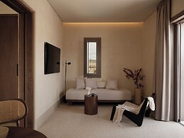 Enarma Suites & Spa Wellness Retreat