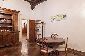 Piazza Navona Charming Large Apartment