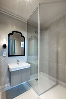 Charles Hope Boutique Hometel