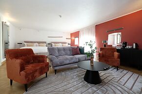 The Three Sisters Hotel