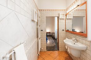 Casa Lisa by MMega
