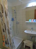 ROOMS MATEA PULA