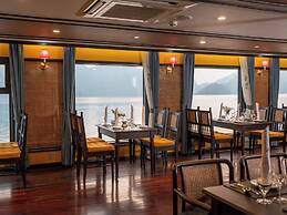 Indochine Grand Lan Ha Bay
